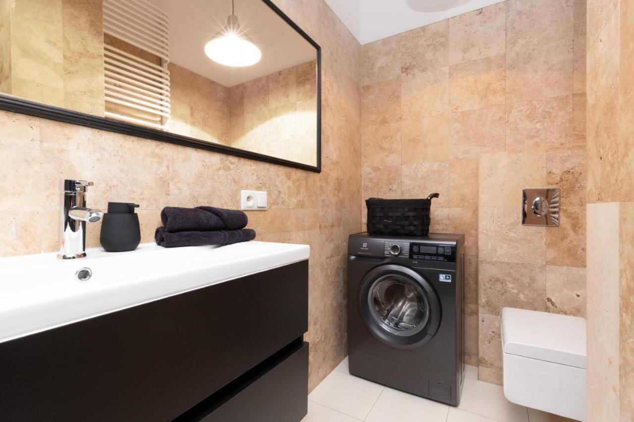Praga Center Apartments By Noclegi Renters وارسو المظهر الخارجي الصورة