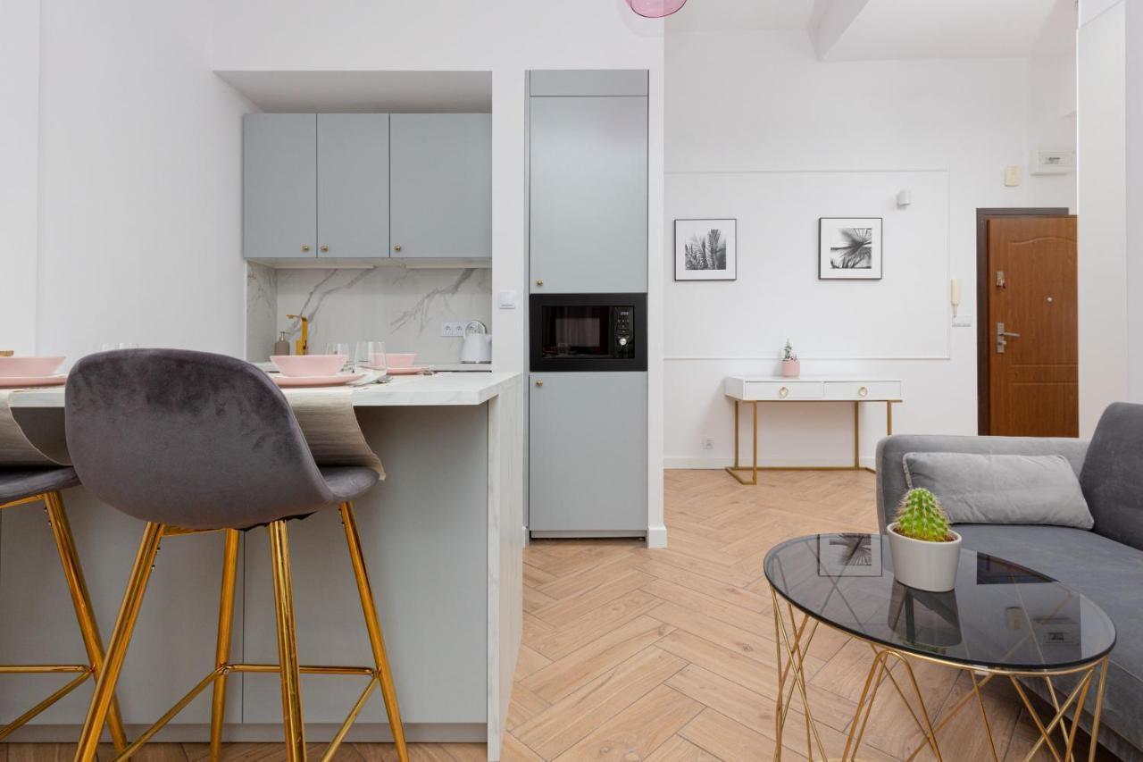Praga Center Apartments By Noclegi Renters وارسو المظهر الخارجي الصورة