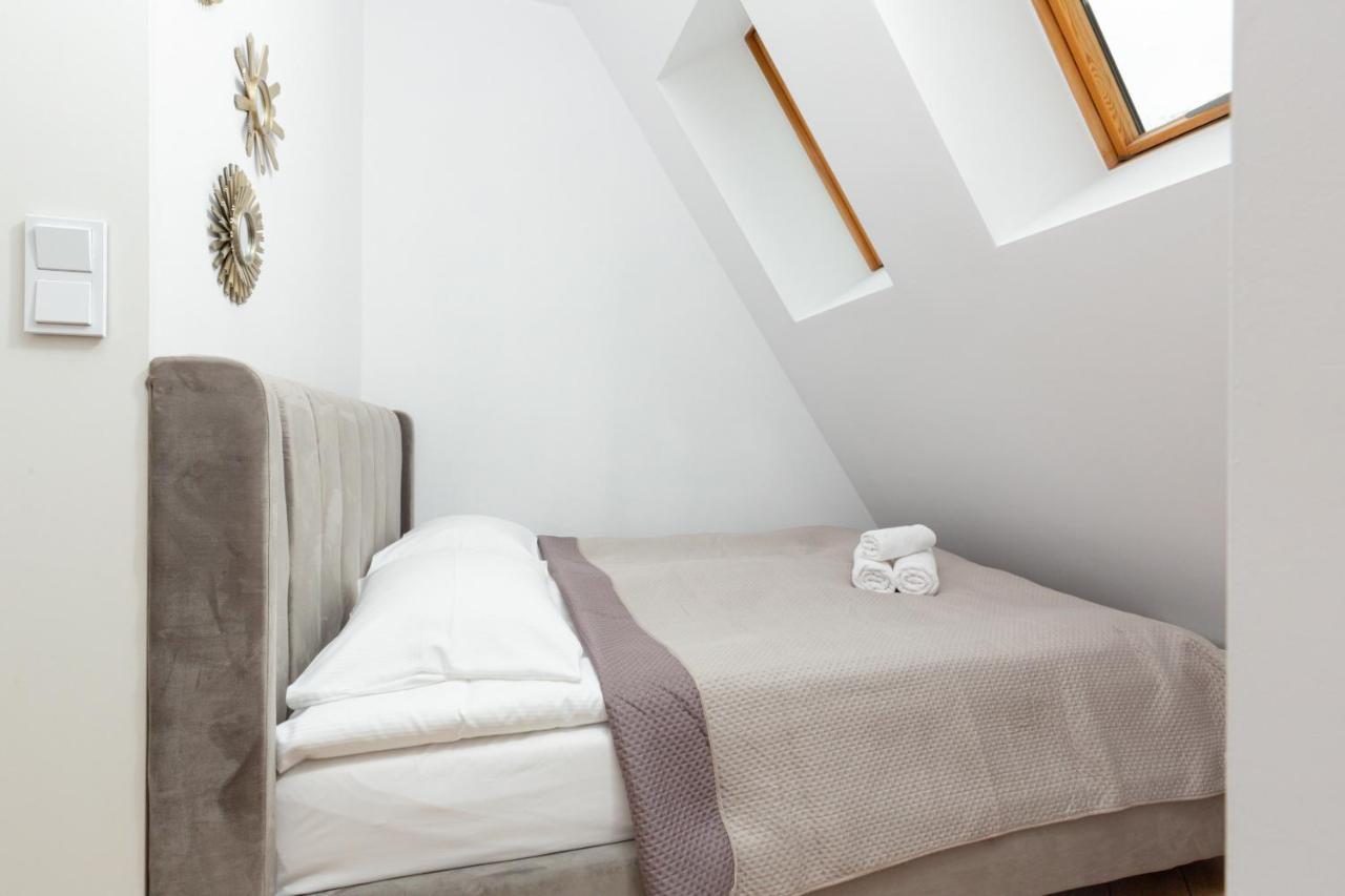 Praga Center Apartments By Noclegi Renters وارسو المظهر الخارجي الصورة